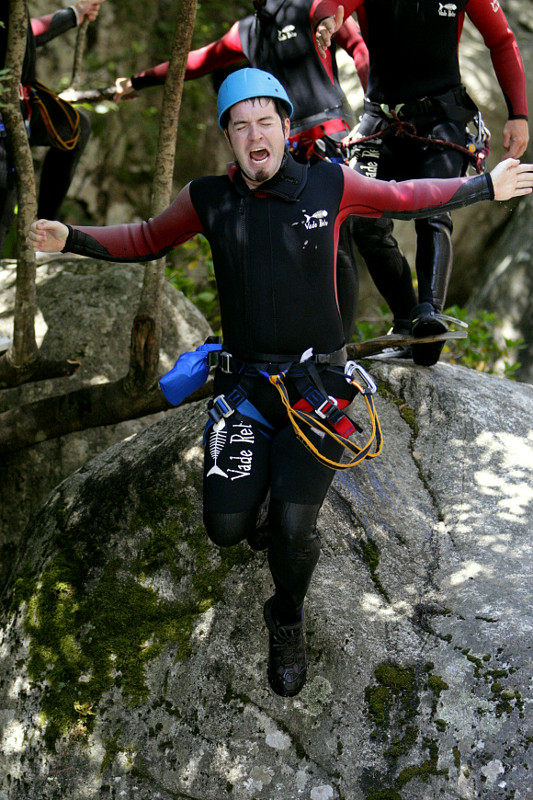 Justin jumping of a 4 meter cliff in Corsica