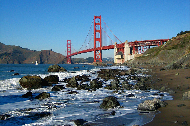golden gate bridge pictures. View of the Golden Gate Bridge