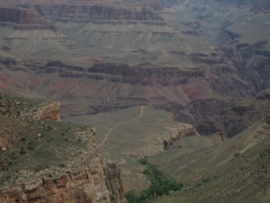 i didn't know it yet, but that fine line in the distance is the trail to plateau point, my eventual destination