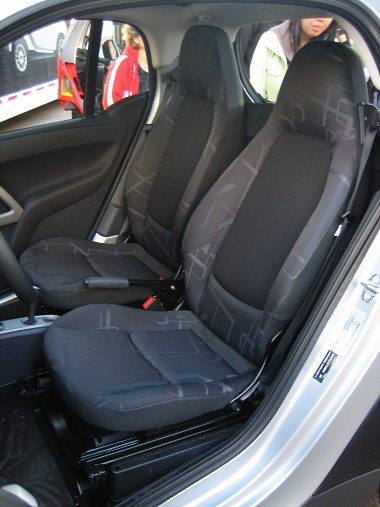 smart fortwo interior seats