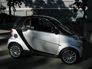 right side of a silver smart fortwo