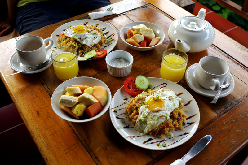 Our 'Indonesian Breakfast' at the Tropical Bali Hotel