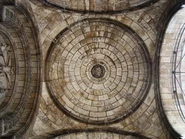 Ceiling of the entrance to the Basilica of the Sacré Cœur