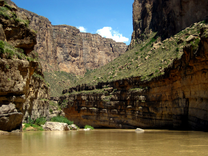 Downhill optical illusion in the Santa Elena Canyon on the Rio Grande