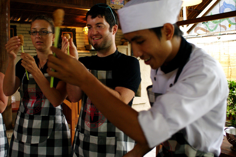 bumi bali cooking class sate lilit technique