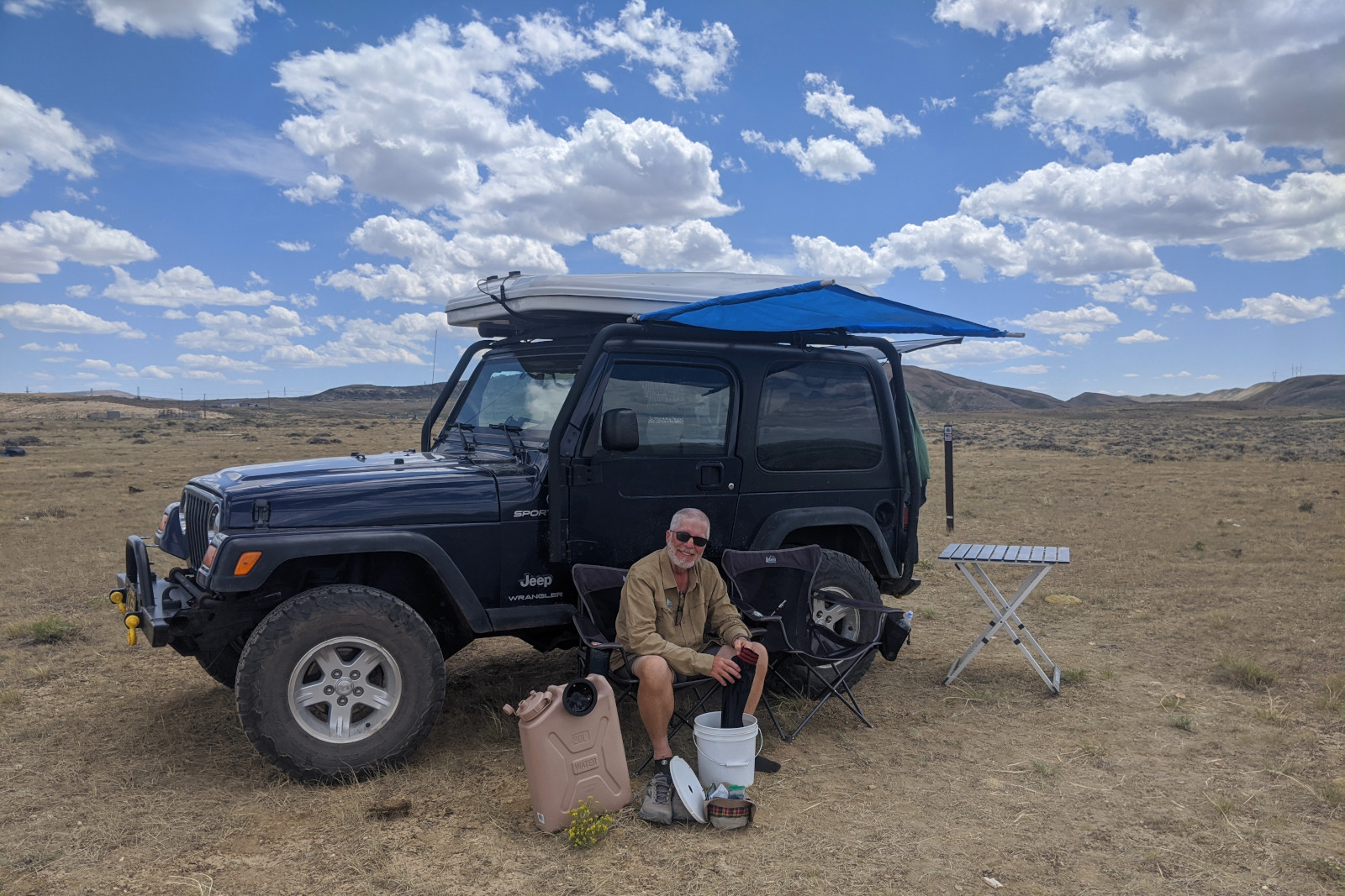 CDT Meetup 3: Dad doing hid laundry in a 2-gallon bucket