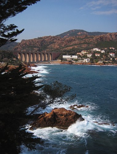 Bridge along the Cote d'Azur with 9 arches