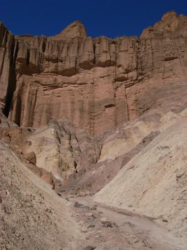 Reaching the end of Golden Canyon, blocked by the Red Cathedral