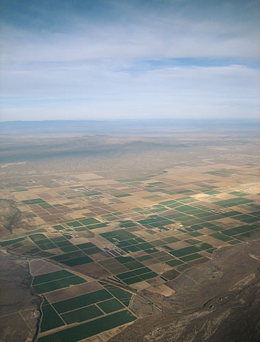 Agricultural geometry in the desert