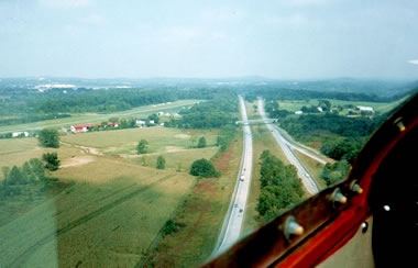 View of the New York State Thruway from a Schweizer SGS 2-33 glider
