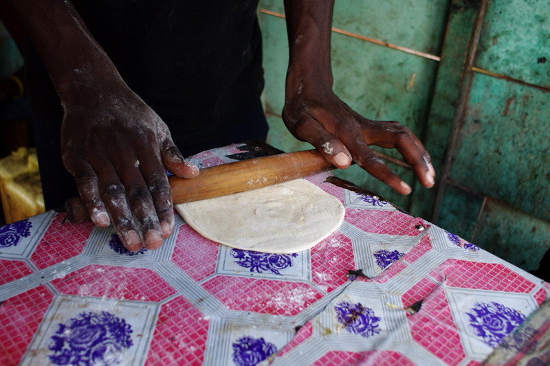 jinja uganda bujagali chapati company rolling