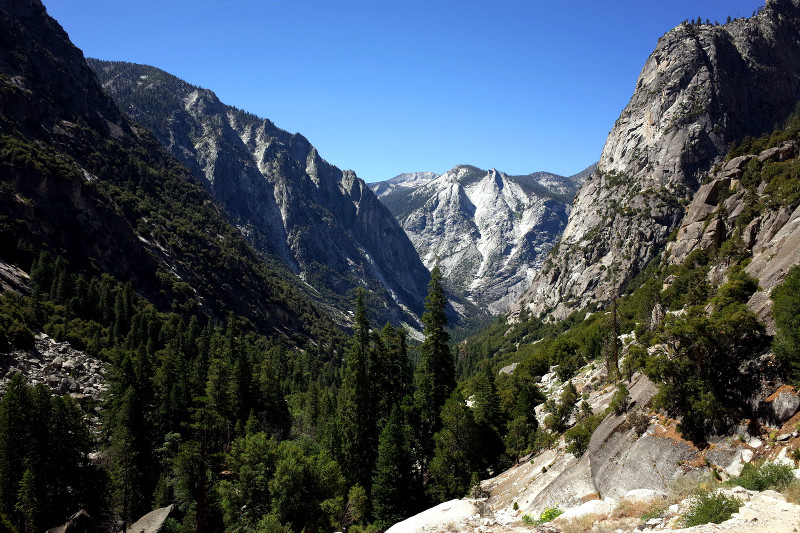 The Sphinx rock formation in Rae Lakes Loop in Kings Canyon National Park