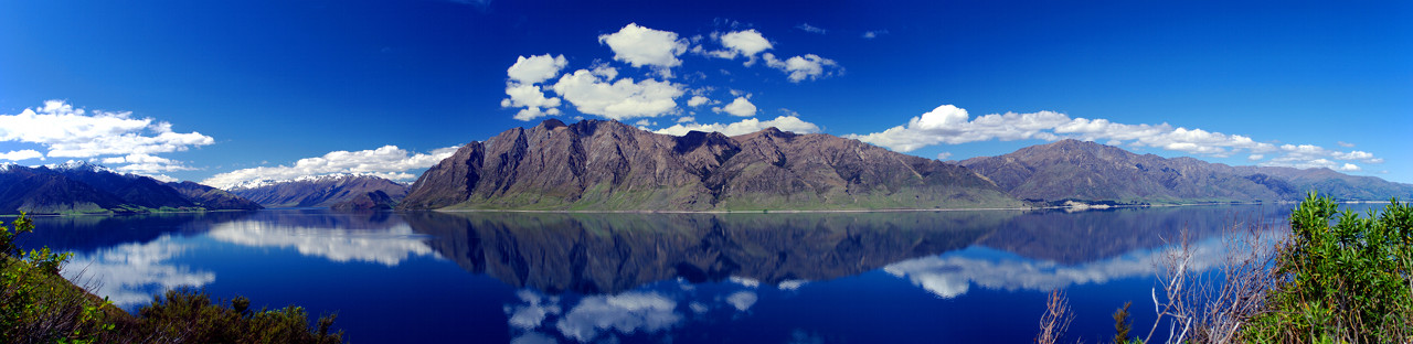 lake hawea panorama