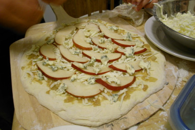 A caramelized onion, blue cheese, and pear pizza