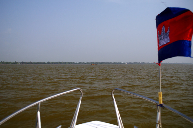 View of the Mekong from the fast boat to Phnom Penh