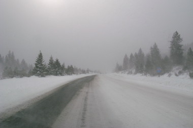 Whiteout conditions on I-5 near Weed, CA
