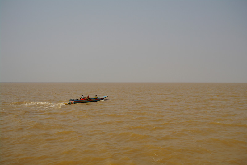 phnom penh cambodia to siem reap ferry tonle sap lake