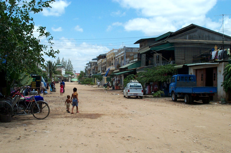 an unpaved phnom penh street scene