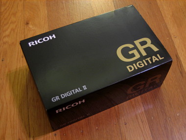 Ricoh GR Digital II Unboxing
